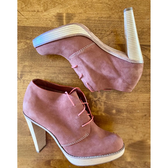 Cole Haan Leather Lace Up Heeled Booties Women's Size 9B Block Heel VGUC - Picture 1 of 10